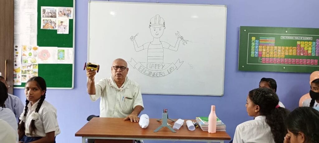 Support for schools in robotics lab setup and teacher training